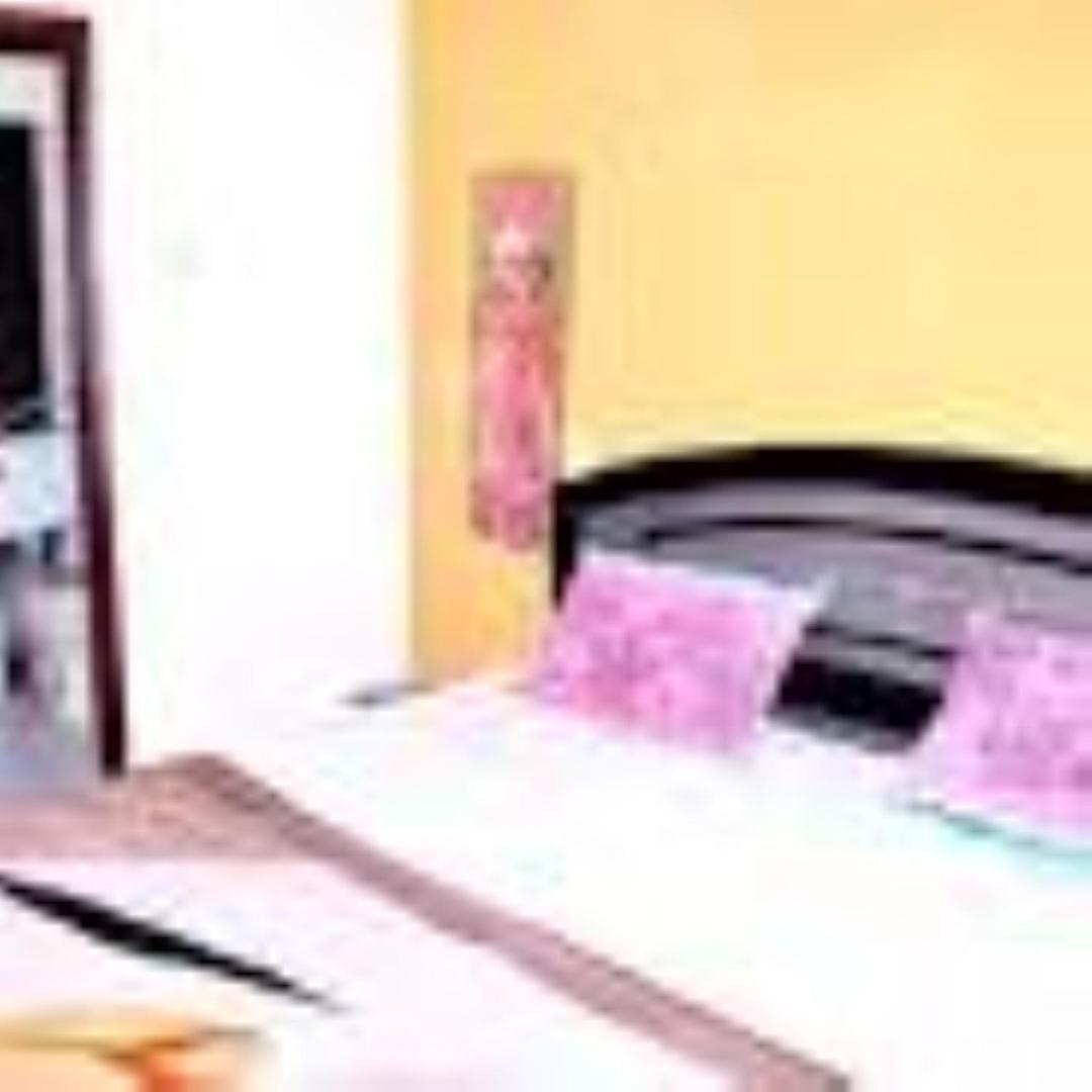 Abhiraj Guest House 马图拉 外观 照片